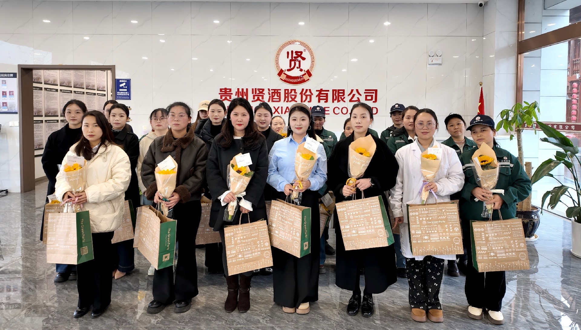 致敬她力量｜貴州賢酒，致敬每一個閃閃發(fā)光的“她”